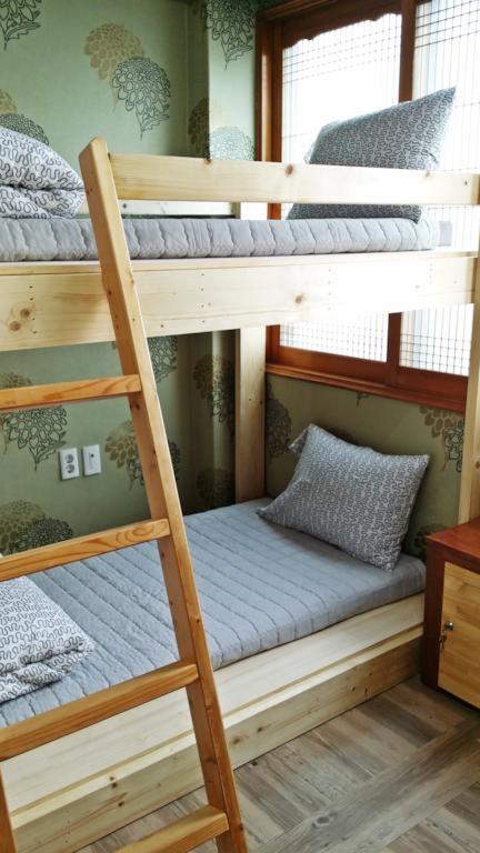 Jeju Airport Mira Guesthouse Rom bilde