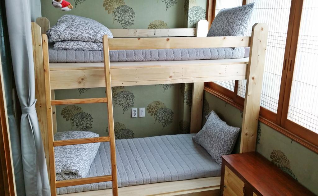Jeju Airport Mira Guesthouse Rom bilde