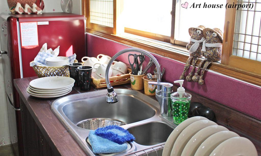 Jeju Airport Mira Guesthouse Rom bilde