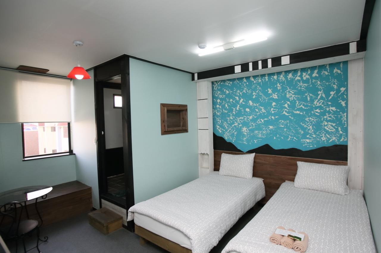 Jeju Airport Mira Guesthouse Eksteriør bilde