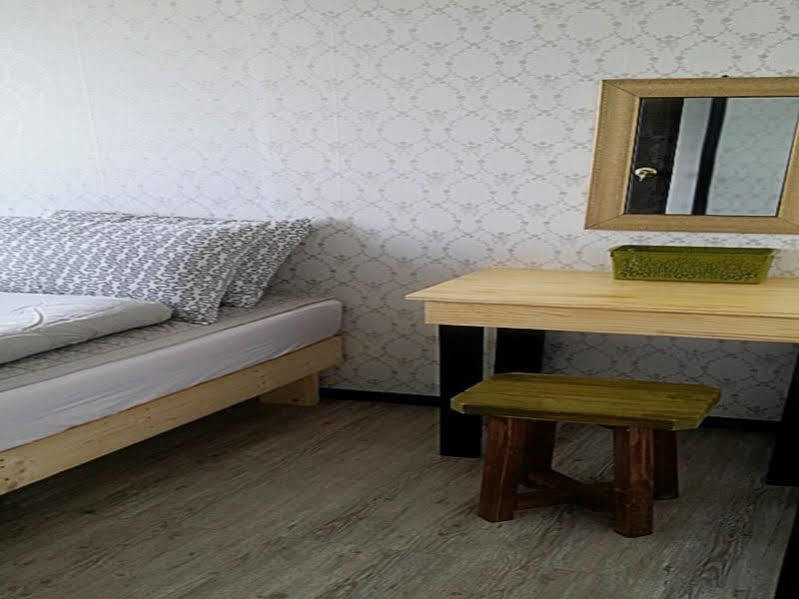 Jeju Airport Mira Guesthouse Eksteriør bilde